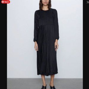 NWT Zara Black Long Sleeve Wrinkle Look Midi Dress